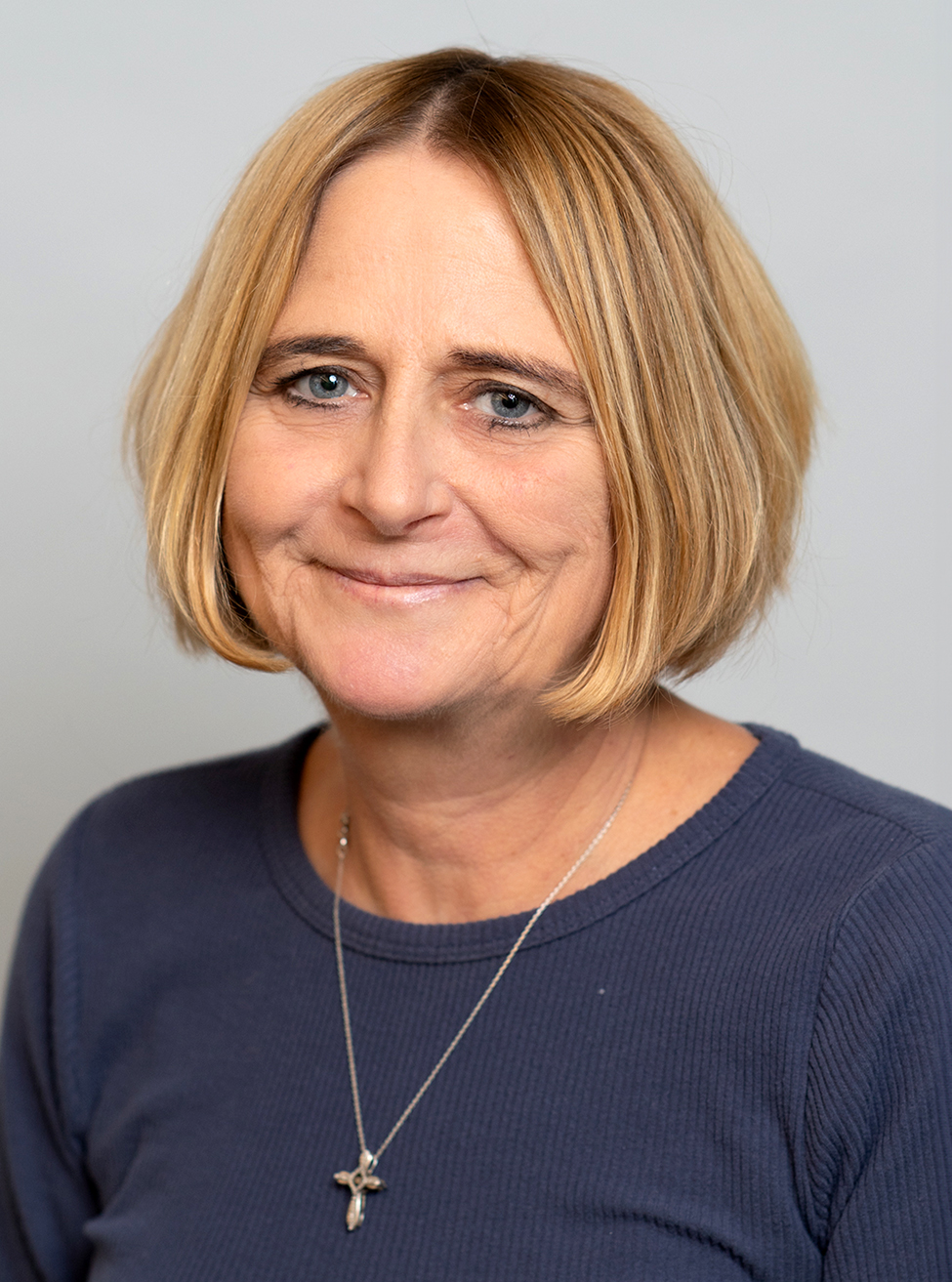RAELENE ANDERSON - Professional Women